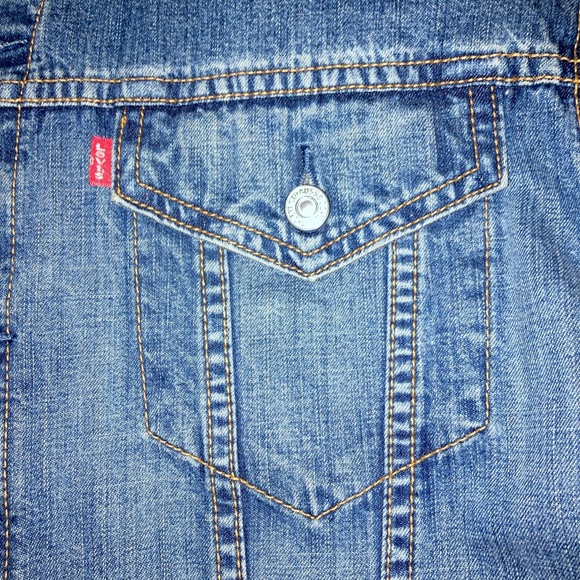 LEVI’S EXCEPTIONAL!! VINTAGE NWOT TRUCKER JACKET - Picture 3 of 8